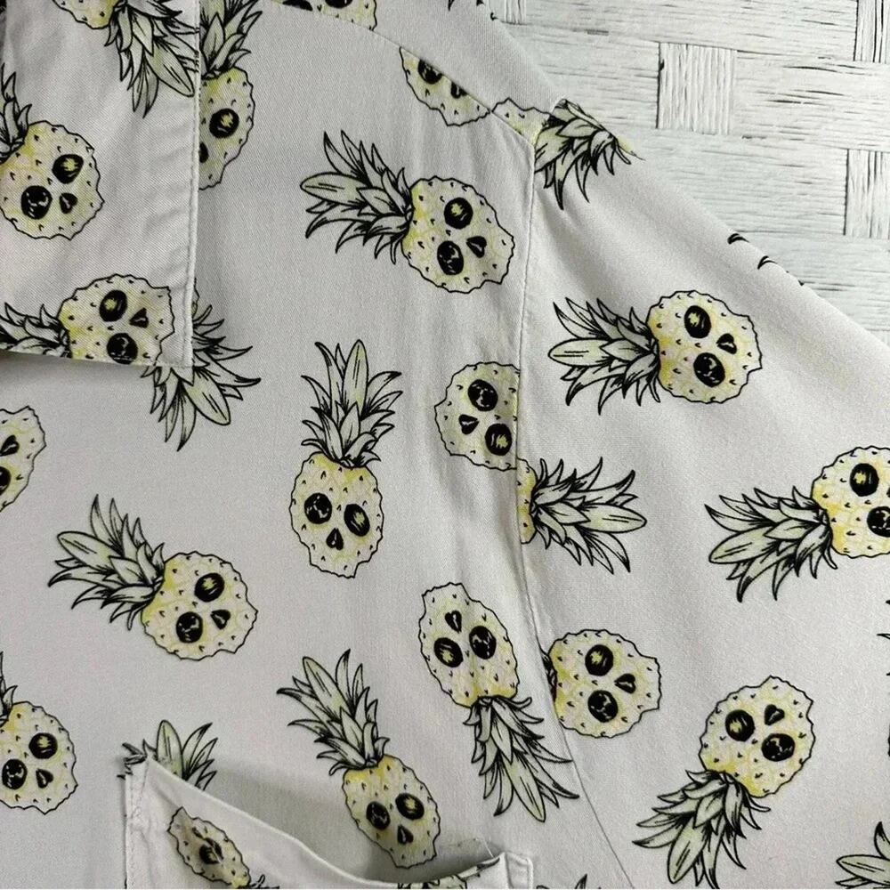 Torrid button-down blouse skull pineapples tropic… - image 8